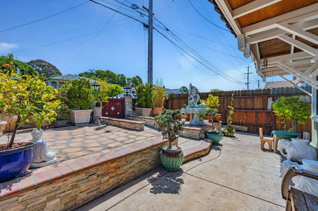 1790 Tulare Avenue, Richmond CA: https://media.crmls.org/mediaz/74560299-1fe6-4add-8355-f9d8805bf3a2.jpg
