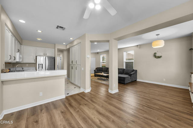 Detail Gallery Image 11 of 48 For 5297 Paseo Ricoso, Camarillo,  CA 93012 - 3 Beds | 2/1 Baths
