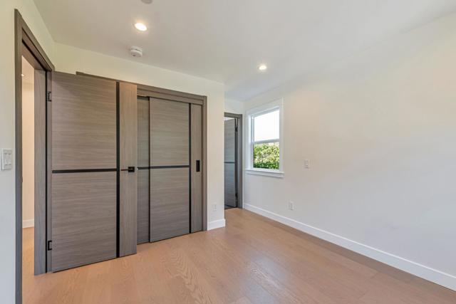 529 Hobart Avenue, San Mateo CA: https://media.crmls.org/mediaz/745687d1-3707-4d4c-bec5-3520e327d53a.jpg