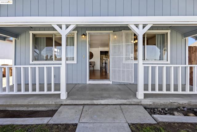 3474 Camino Diablo, Byron CA: https://media.crmls.org/mediaz/745778ee-a601-429f-ad08-bca3dec7ce4e.jpg