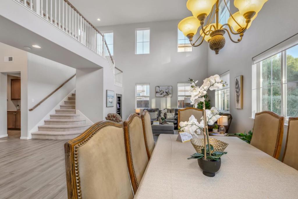 7457D3D8 427A 45C2 95B1 1C51D430C17A 310 Ashlee Avenue, Tracy, Ca 95391 &Lt;Span Style='BackgroundColor:transparent;Padding:0Px;'&Gt; &Lt;Small&Gt; &Lt;I&Gt; &Lt;/I&Gt; &Lt;/Small&Gt;&Lt;/Span&Gt;