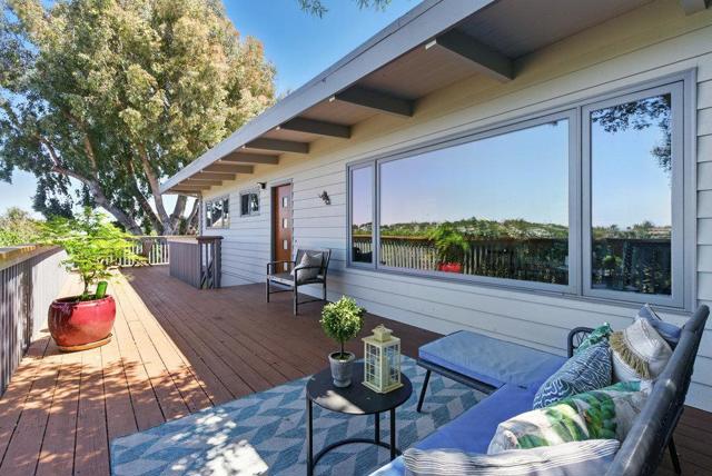 3225 Upper Lock Avenue, Belmont CA: https://media.crmls.org/mediaz/74582b92-2808-4a8e-a4ee-4ca68de42254.jpg