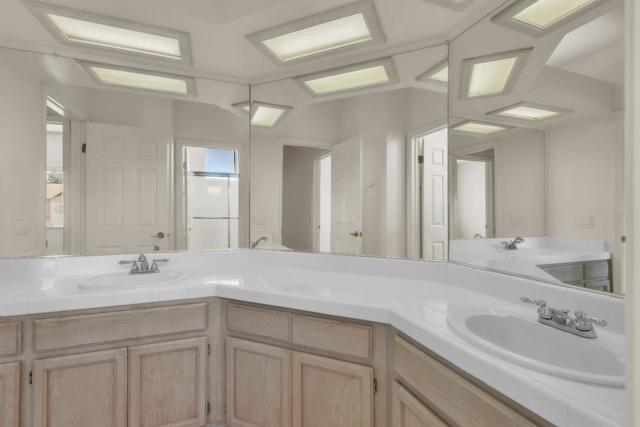 9440 Medstead Way, Elk Grove CA: https://media.crmls.org/mediaz/745a93de-a588-4548-a689-55b9c379b591.jpg