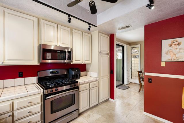 200 N Hermosa Drive, Palm Springs, CA 92262