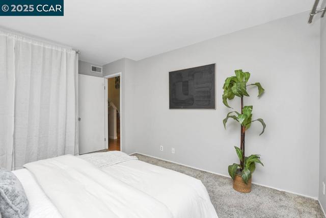 2708 Oak Rd, Walnut Creek CA: https://media.crmls.org/mediaz/745c509f-eb90-4b2d-a75e-bf6543784d50.jpg