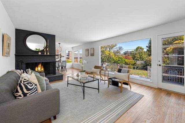 1202 Woodland Drive, San Mateo CA: https://media.crmls.org/mediaz/745d8926-ff8d-4878-abaa-e1da02aac096.jpg