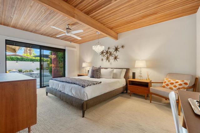 45371 Rancho Palmeras Drive, Indian Wells CA: https://media.crmls.org/mediaz/745ee56e-f41e-44e0-865a-c67a3955b8c4.jpg
