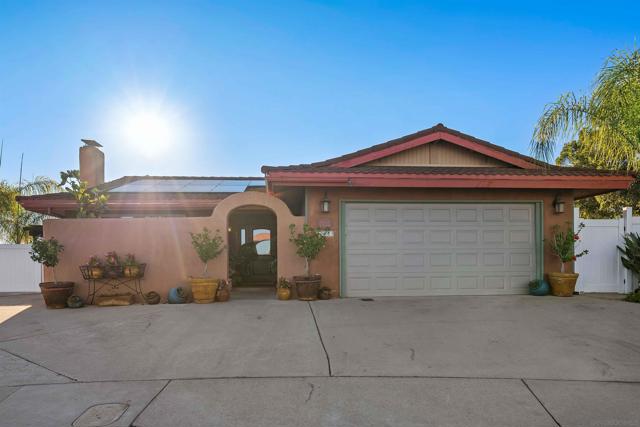 10009 Anoel Court, Spring Valley CA: https://media.crmls.org/mediaz/745f33d8-126f-4f91-8c16-0b3314b83246.jpg
