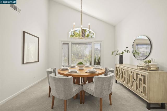 219 Nottingham Pl, Danville CA: https://media.crmls.org/mediaz/745f609b-f900-4198-860c-884685aa6a7b.jpg