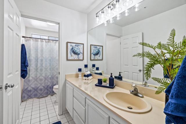 910 Cortina Way, Salinas CA: https://media.crmls.org/mediaz/745f8987-1cdc-40de-8b8e-48203e953b42.jpg
