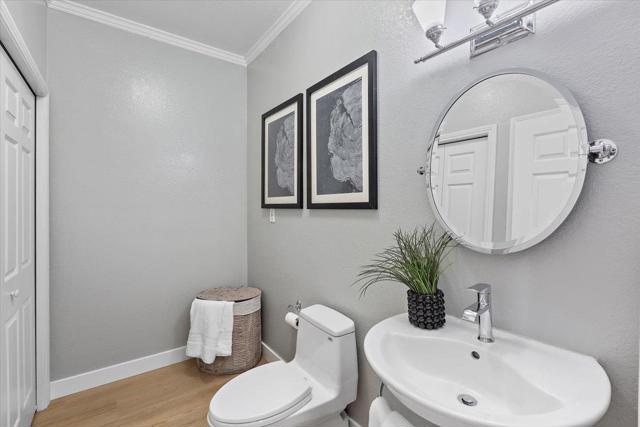1233 Bellevue Avenue, Burlingame CA: https://media.crmls.org/mediaz/745fe7aa-2ed0-4a2e-ac24-88e154b5f689.jpg