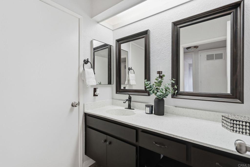 9209 Village Glen Drive - photo 15