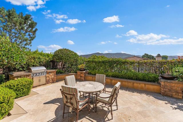 Detail Gallery Image 39 of 62 For 7090 Sitio Corazon, Carlsbad,  CA 92009 - 4 Beds | 3/1 Baths