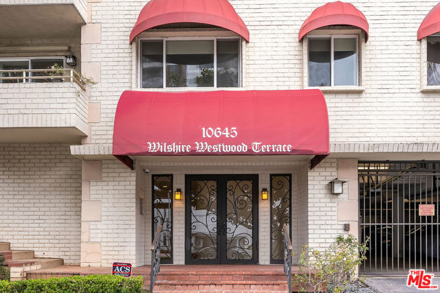 10645 Wilshire Boulevard, Los Angeles CA: https://media.crmls.org/mediaz/7460f7fb-c1b3-4cfd-9c6a-bf54518f35df.jpg