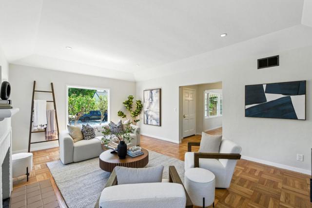 1513 Oak Street, San Mateo CA: https://media.crmls.org/mediaz/7460f9f5-6700-446e-8947-82a21792cd18.jpg