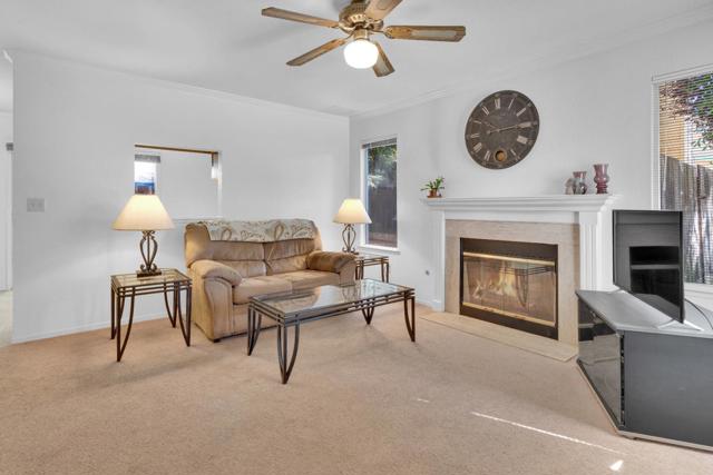 310 Mustang Court, King City CA: https://media.crmls.org/mediaz/746129e8-22c7-438c-9fd6-56937128ea01.jpg