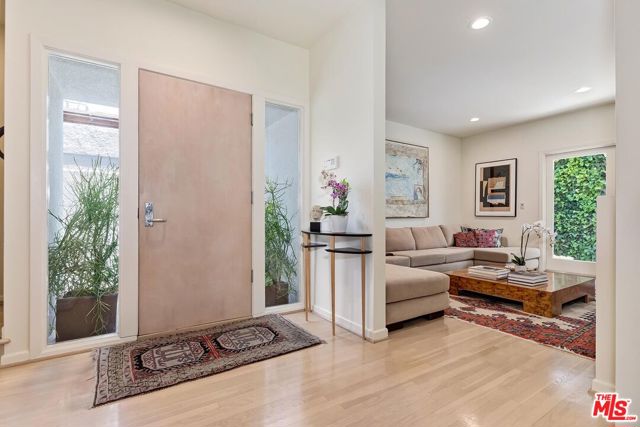 8990 Norma Place, West Hollywood, California 90069, 4 Bedrooms Bedrooms, ,3 BathroomsBathrooms,Single Family Residence,For Sale,Norma,24412665