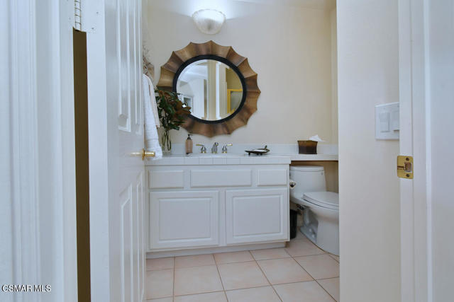 31775 Oak Ranch Court, Westlake Village CA: https://media.crmls.org/mediaz/746277ac-9f95-44e9-ab04-6c05f0affd96.jpg