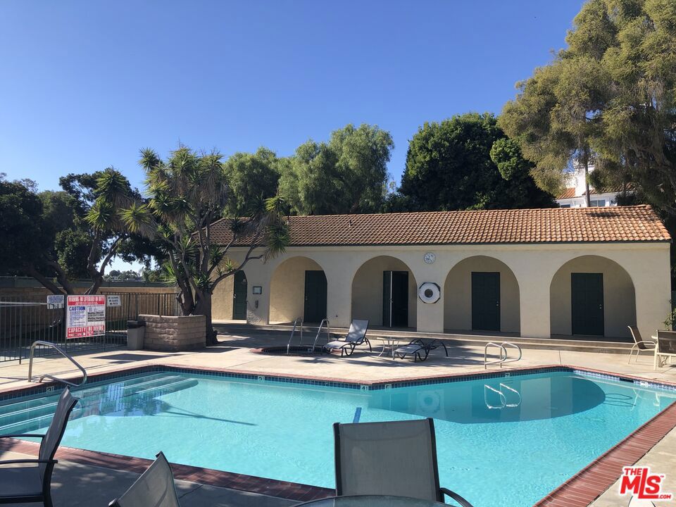 6468 Cavalleri Road