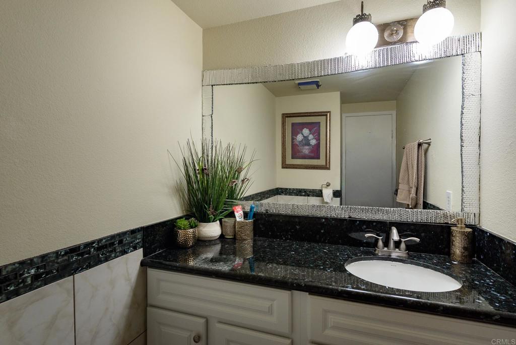 9378 Twin Mountain Circle - photo 10