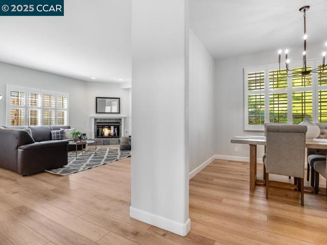 4430 Canyon Way, Martinez CA: https://media.crmls.org/mediaz/74633da2-40a0-4dab-ab64-36ae49ccc03b.jpg