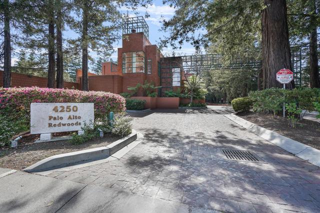4250 El Camino Real, Palo Alto CA: https://media.crmls.org/mediaz/7464c070-1af1-47c9-8b90-e97001ac66b5.jpg