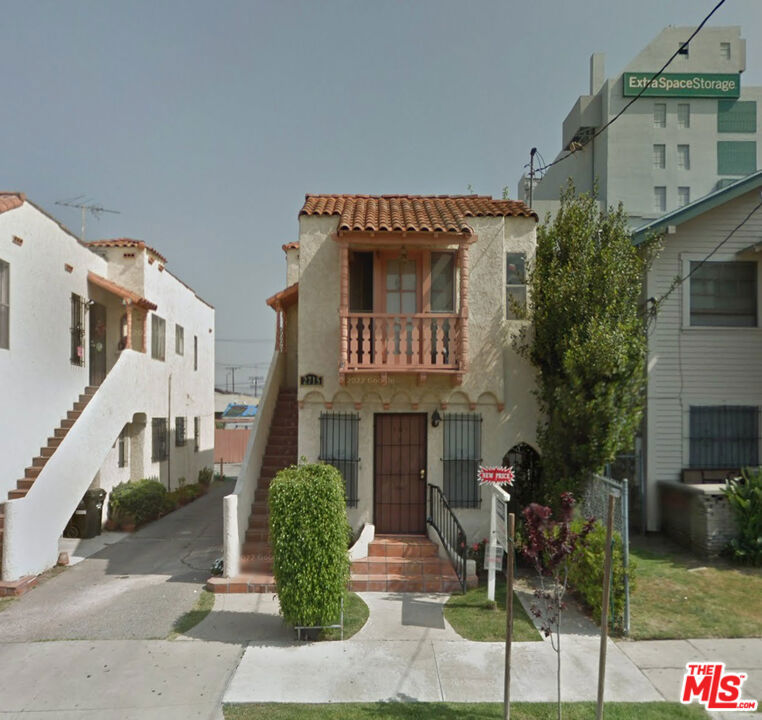 2715 W 14th Street #101