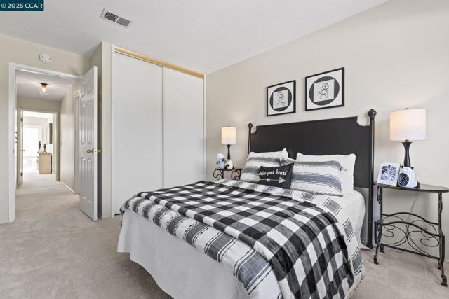245 Parkview Ter, Vallejo CA: https://media.crmls.org/mediaz/74663366-0e45-46dd-8344-f5409f890639.jpg