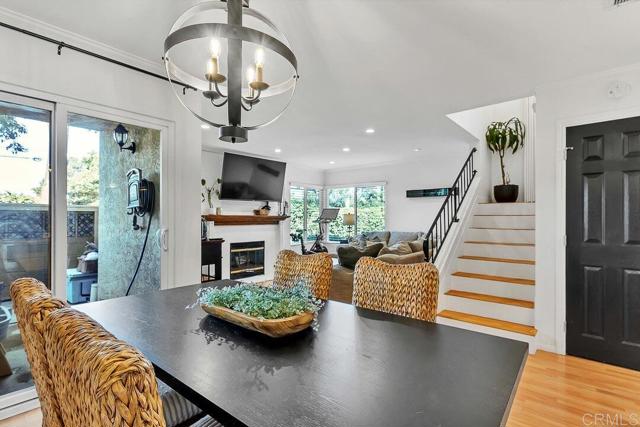 Detail Gallery Image 8 of 23 For 10727 Holly Meadows Dr, Santee,  CA 92071 - 3 Beds | 2/1 Baths