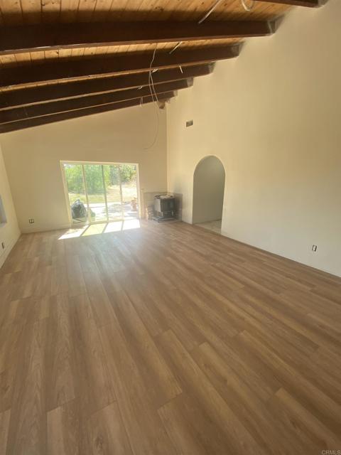 2918 Fairview Drive, Vista CA: https://media.crmls.org/mediaz/74676bc0-8e87-402d-ab37-19a1d646fa71.jpg