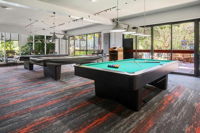 8124 Shelter Creek Lane, San Bruno CA: https://media.crmls.org/mediaz/746aff52-62d9-4838-85b3-8269f6fec2ff.jpg