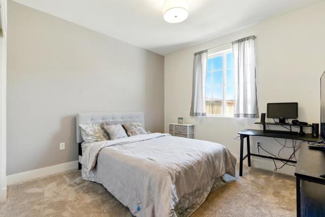5758 Tournament Court, Tracy CA: https://media.crmls.org/mediaz/746b0f28-547f-4632-8fb8-86c9b51d8f66.jpg