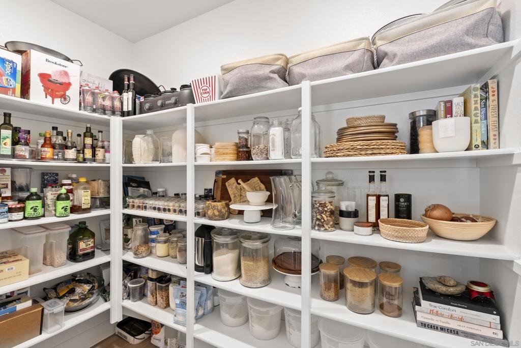 944 Lindbergh - photo 15