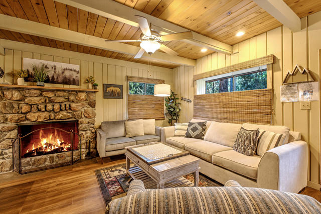 Image 2 of 50 For 52172 Acorn Lane
