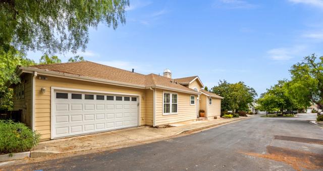 376 Sterling Way, San Rafael CA: https://media.crmls.org/mediaz/746c79d8-ce94-4081-ad6c-479f0081ca67.jpg