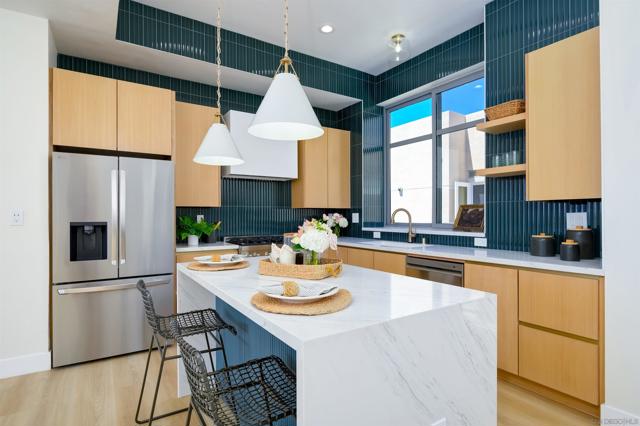 495 S Cleveland St, Oceanside CA: https://media.crmls.org/mediaz/746d848e-4eb6-46ce-b523-2e313e02cb9b.jpg