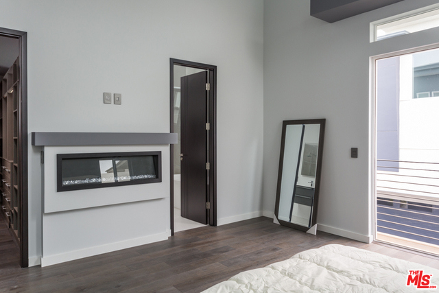 205 IRENA Avenue, Redondo Beach, California 90277, 5 Bedrooms Bedrooms, ,4 BathroomsBathrooms,Residential,Sold,IRENA,17275834