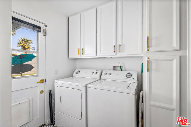 980 N Buttonwillow Circle, Palm Springs CA: https://media.crmls.org/mediaz/746e0979-f78c-4d71-95ce-a22790783c82.jpg