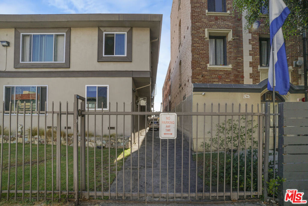 MLS #26986935 image #2