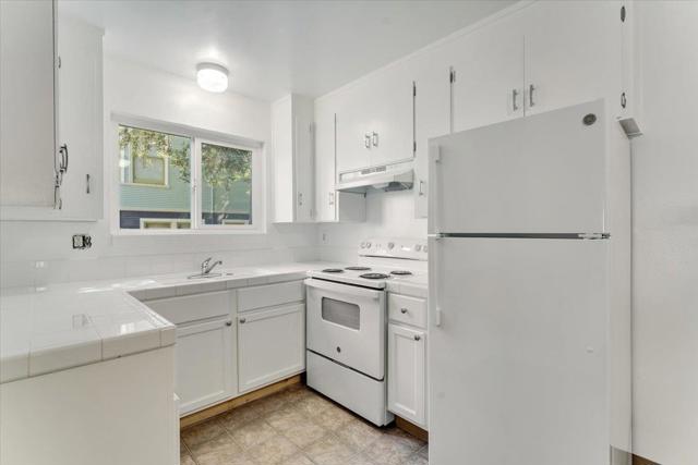 509 Leibrandt Avenue, Santa Cruz CA: https://media.crmls.org/mediaz/746f324e-9912-493e-9f30-fc779d53035e.jpg