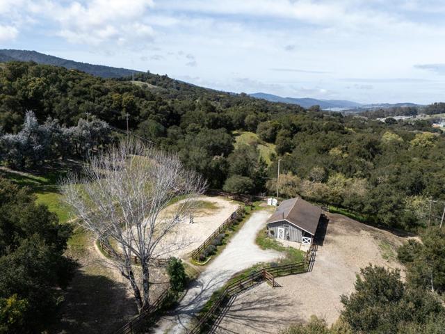 252 Raymundo Drive, Woodside CA: https://media.crmls.org/mediaz/746facb2-f3bc-47ed-9f65-639414c40f00.jpg