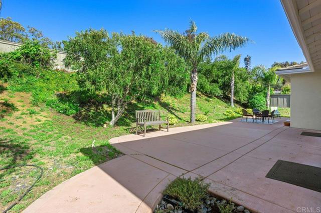Detail Gallery Image 32 of 36 For 435 Sandalwood Ct, Encinitas,  CA 92024 - 4 Beds | 2/1 Baths