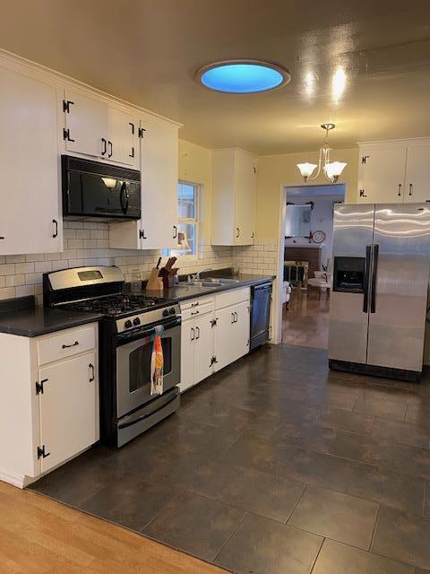 212 Iris Drive, Salinas CA: https://media.crmls.org/mediaz/7470af50-f77f-4799-8918-9a8ec2d49ab2.jpg