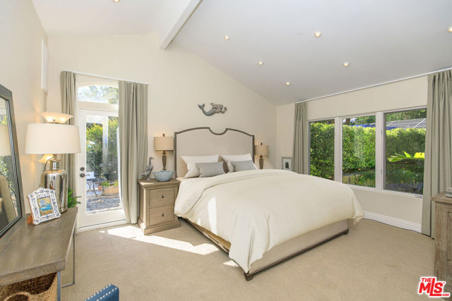 1601 Alisa Estate, Santa Barbara CA: https://media.crmls.org/mediaz/7470ef93-fa74-42a5-849e-03f22958581f.jpg