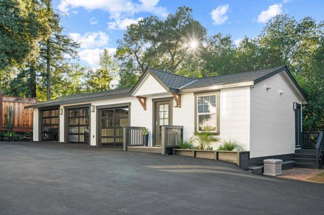 19050 Camino Barco, Saratoga CA: https://media.crmls.org/mediaz/7471347c-7274-4271-8e35-e04576d3ce6d.jpg