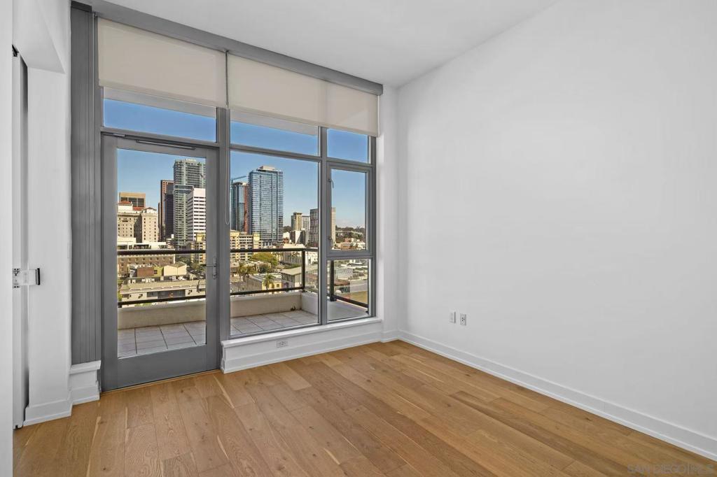 575 6th Ave - photo 7