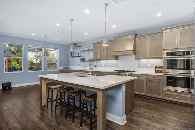 238 Ventasso Way, Fallbrook CA: https://media.crmls.org/mediaz/74727d5a-8f96-4d26-a14e-8c15058c7655.jpg