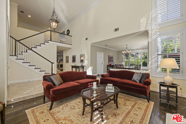 3432 Daniella Court, Calabasas CA: https://media.crmls.org/mediaz/7473a2ca-d81b-47f4-a572-c47a55439cc9.jpg