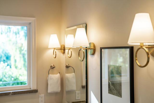 1455 Redwood Drive, Los Altos CA: https://media.crmls.org/mediaz/7473c539-37bc-4a84-a261-d9f491ca61f0.jpg