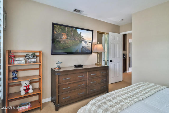963 Corte Augusta, Camarillo CA: https://media.crmls.org/mediaz/7474126c-3fdb-45cf-943c-f3397111f3cc.jpg